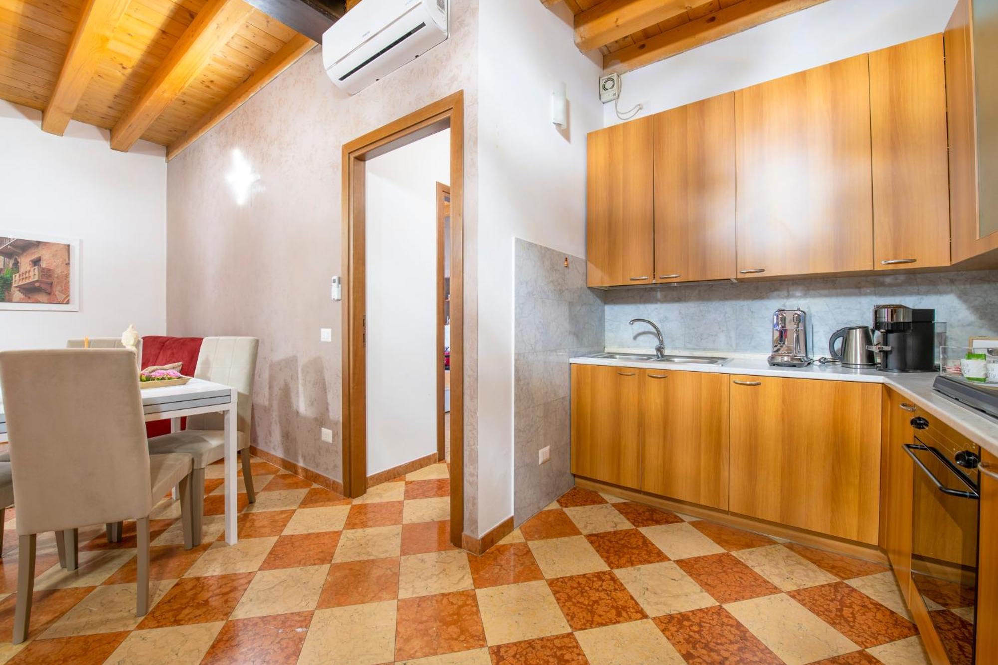 Arena Suite Mazzini Verona Centro Exteriér fotografie